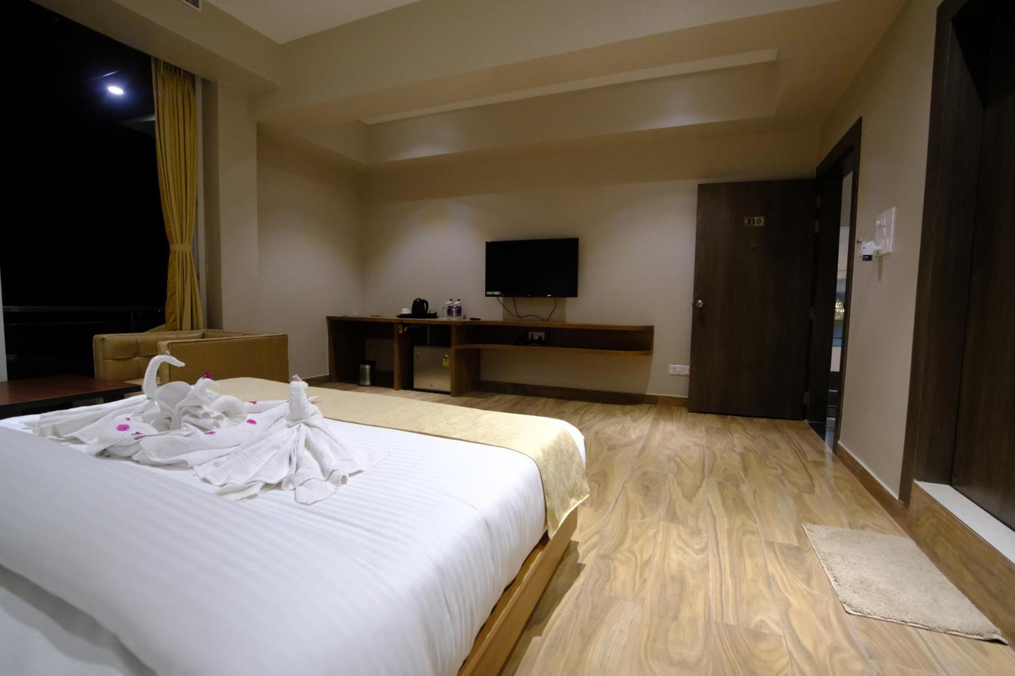 Finn'S Weaver Resort, Kāziranga المظهر الخارجي الصورة