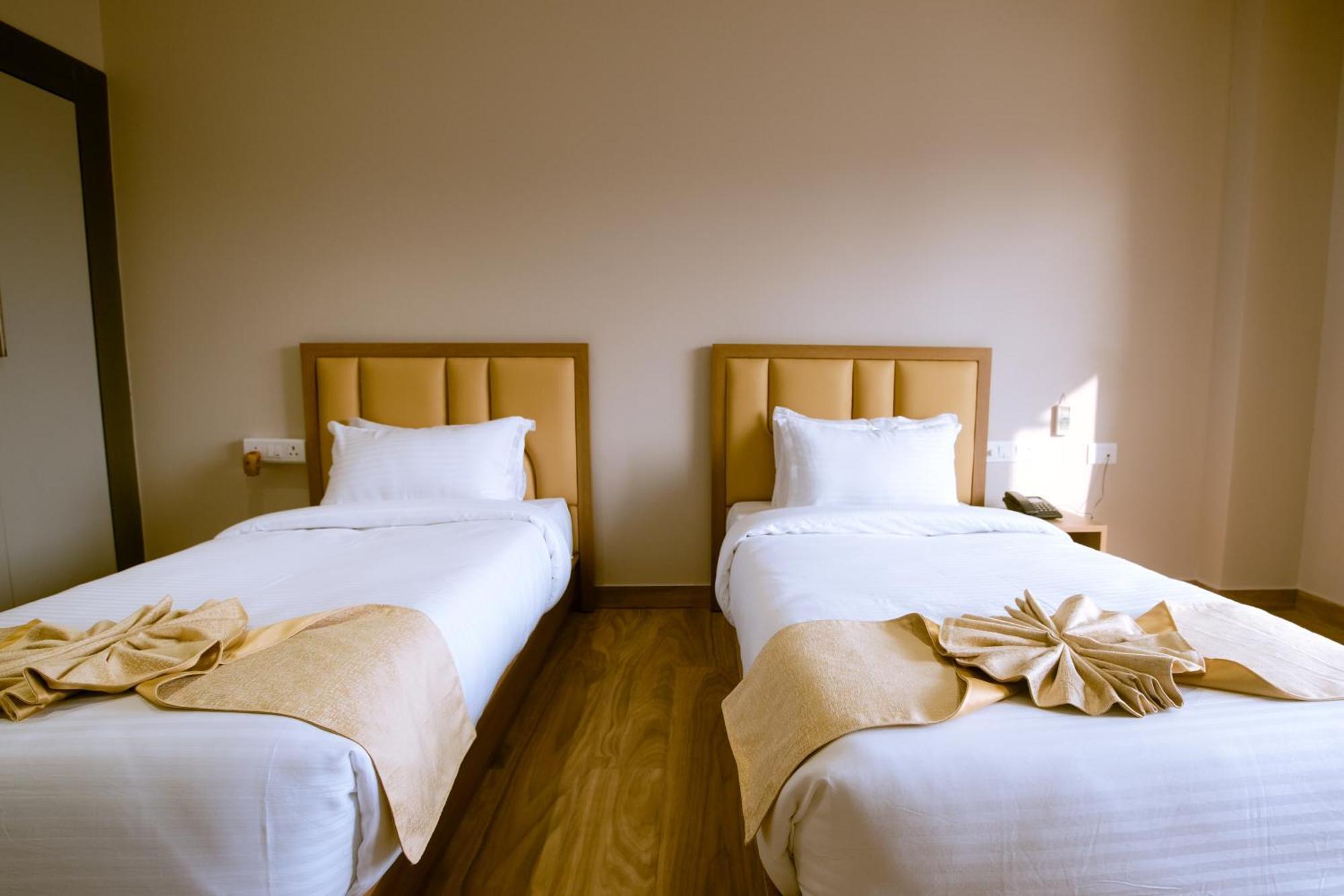 Finn'S Weaver Resort, Kāziranga المظهر الخارجي الصورة