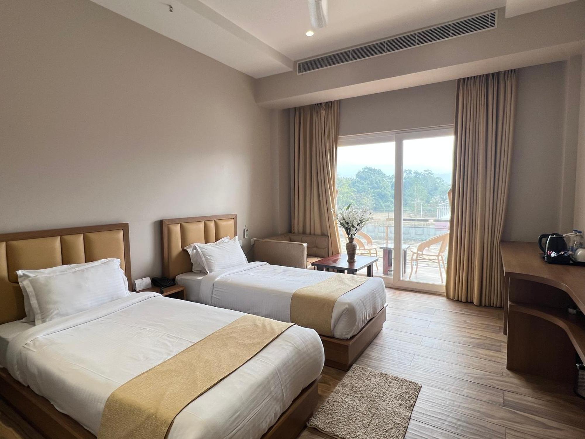 Finn'S Weaver Resort, Kāziranga المظهر الخارجي الصورة
